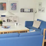 5 Person In