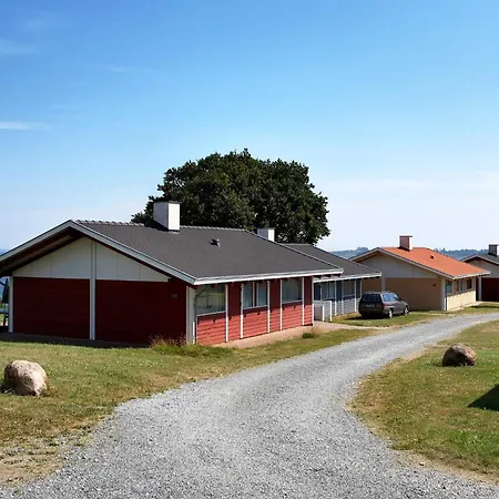 5 Person In Обенро